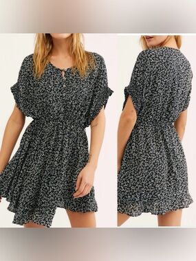 Free People Mini Dress Size S Ditsy Floral Boho Chic Feminine Flowy Babydoll